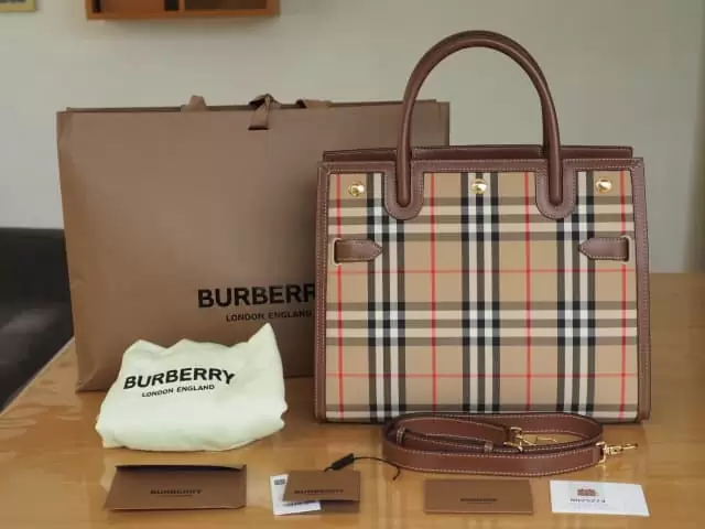 $2,650 Brand new authentic burberry vintage check small two-handle title bag